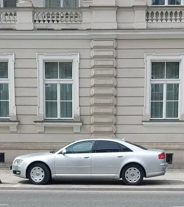 Audi A8 cena 65805 przebieg: 140300, rok produkcji 2009 z Warszawa małe 211